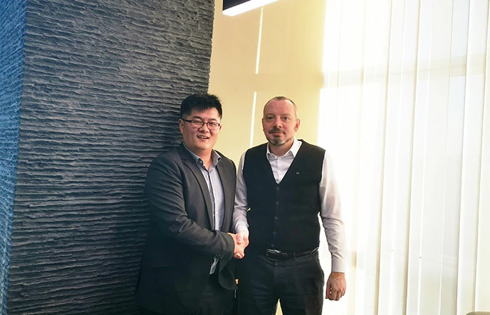 Stay-Trusting-Picture-size-700x450-1